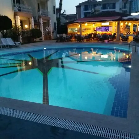 Papaya Aparthotel Side