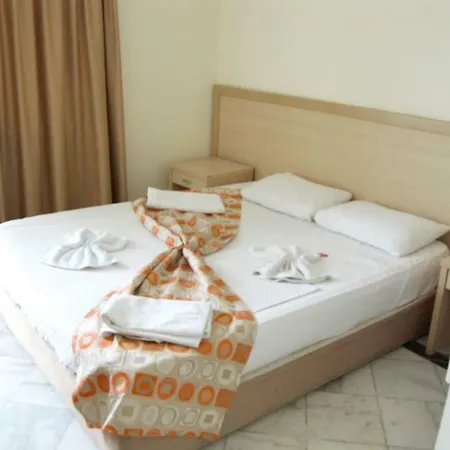 Hotel apartamentowy Papaya Side