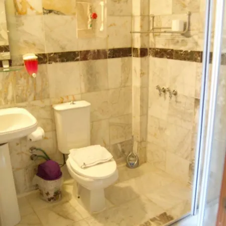 Ξενοδοχείο με διαμερίσματα Papaya