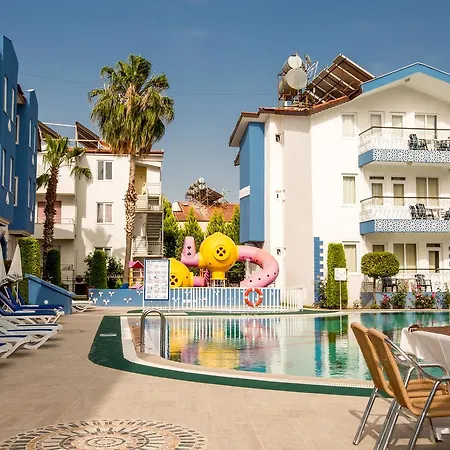 Lejlighedshotel Papaya 3*